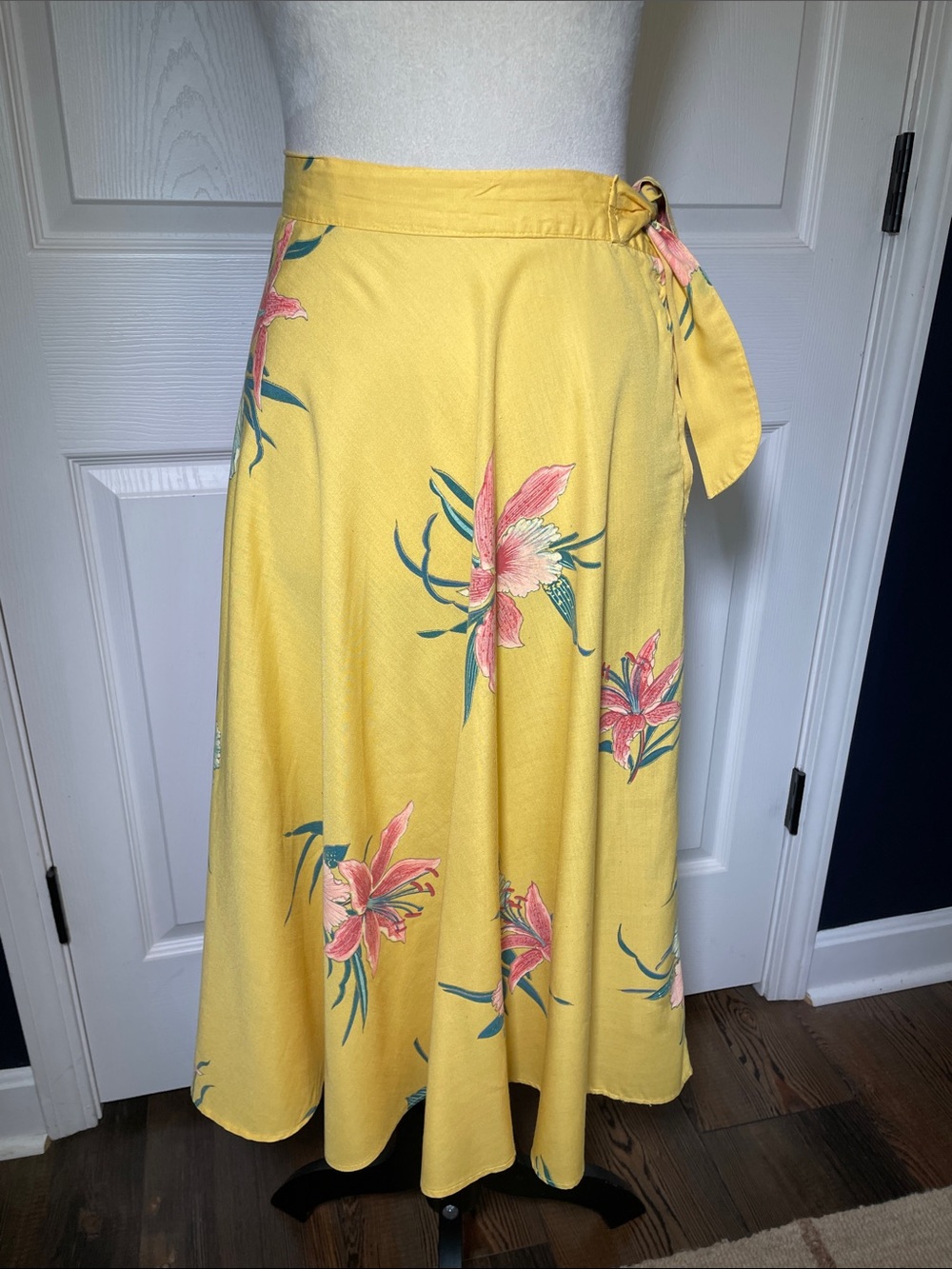 Vintage 70s Yellow Floral Wrap Midi‎ Skirt | Pink Lily Tropical Print A-Line